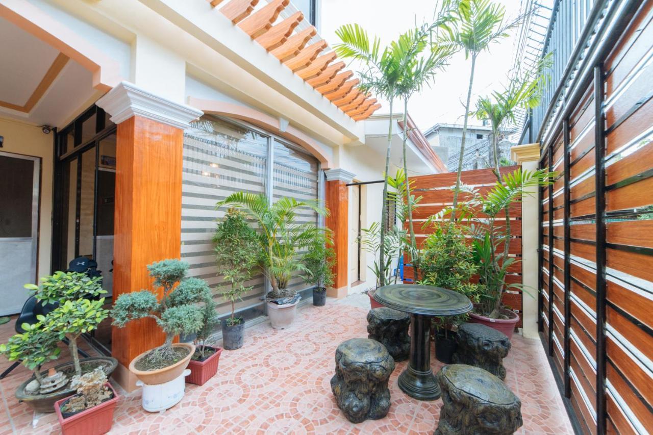Reddoorz @ Q Abeto Street Mandurriao Otel Iloilo City Dış mekan fotoğraf