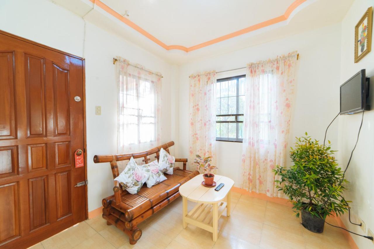 Reddoorz @ Q Abeto Street Mandurriao Otel Iloilo City Dış mekan fotoğraf